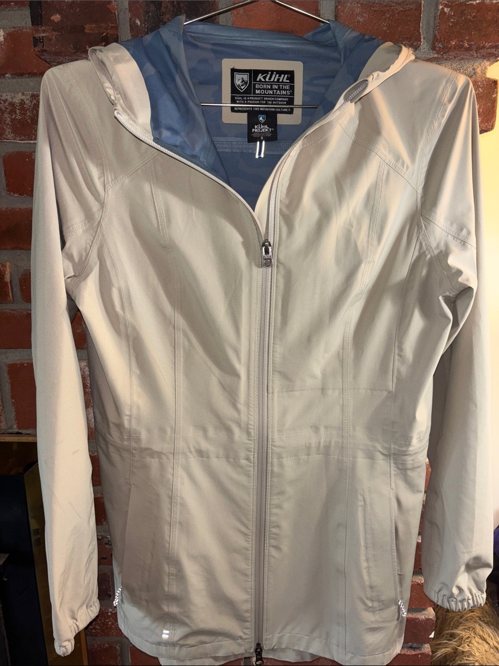 Kühl Stretch Voyagr Hooded Softshell Jacket with Light Blue Lining Sz Small